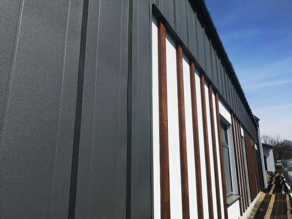 Cost of Metal Cladding Replacement in Evans