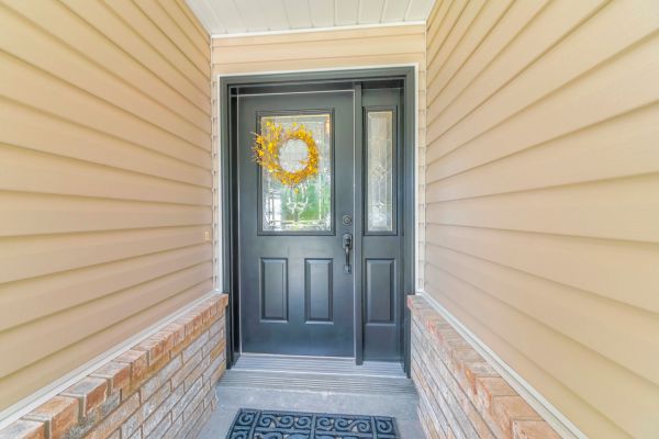 Cost of Siding Panel Repair in Evans