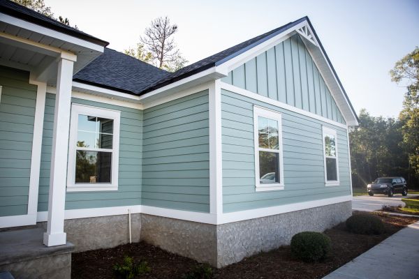 Cost of Board Siding Repair in Evans