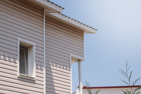 Cost of Vinyl Siding Repair in Evans